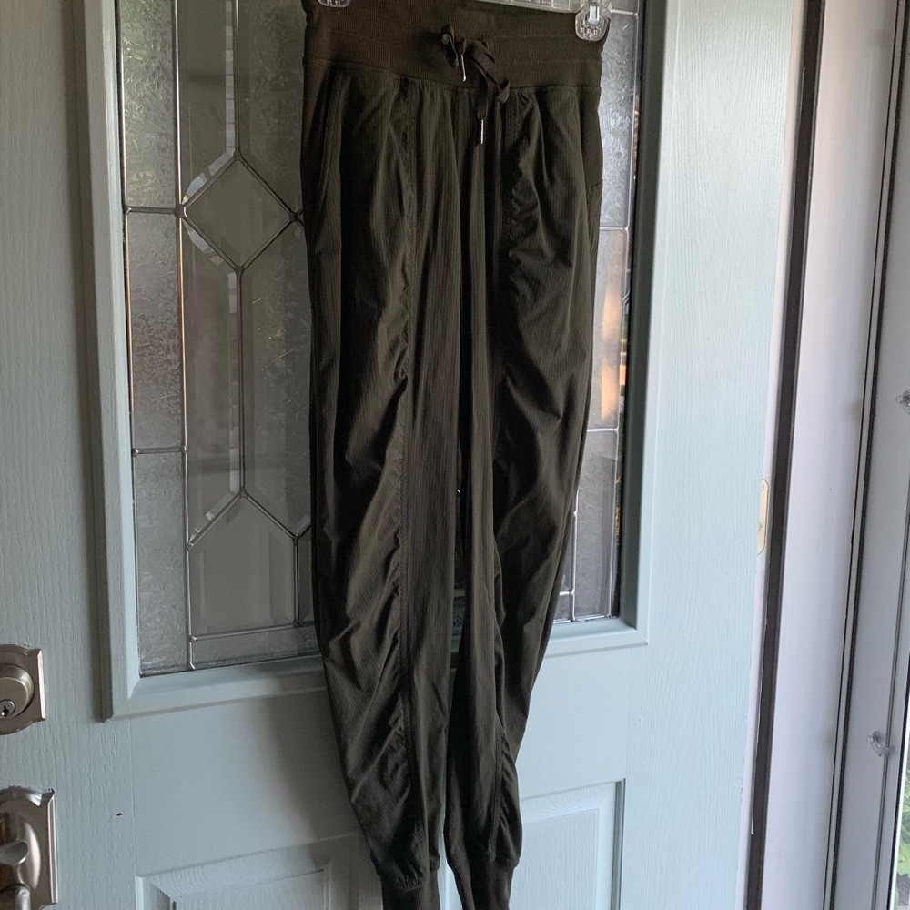 34. Size 0 LULULEMON Olive Green Dance Studio Joggers